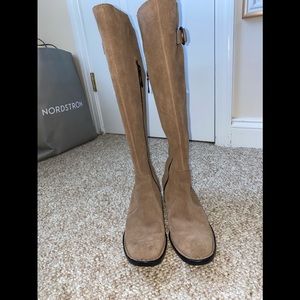 Crown boots Like new